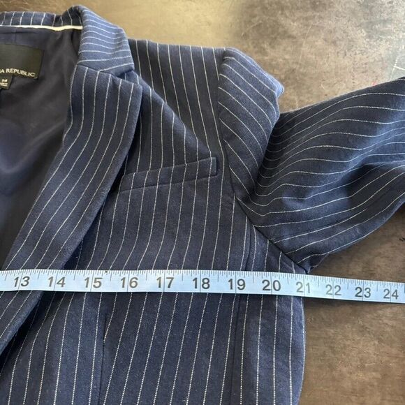 Banana Republic Blazer Women 14 Navy Pinstripe 1 Button Corporate Core Work - Picture 6 of 9